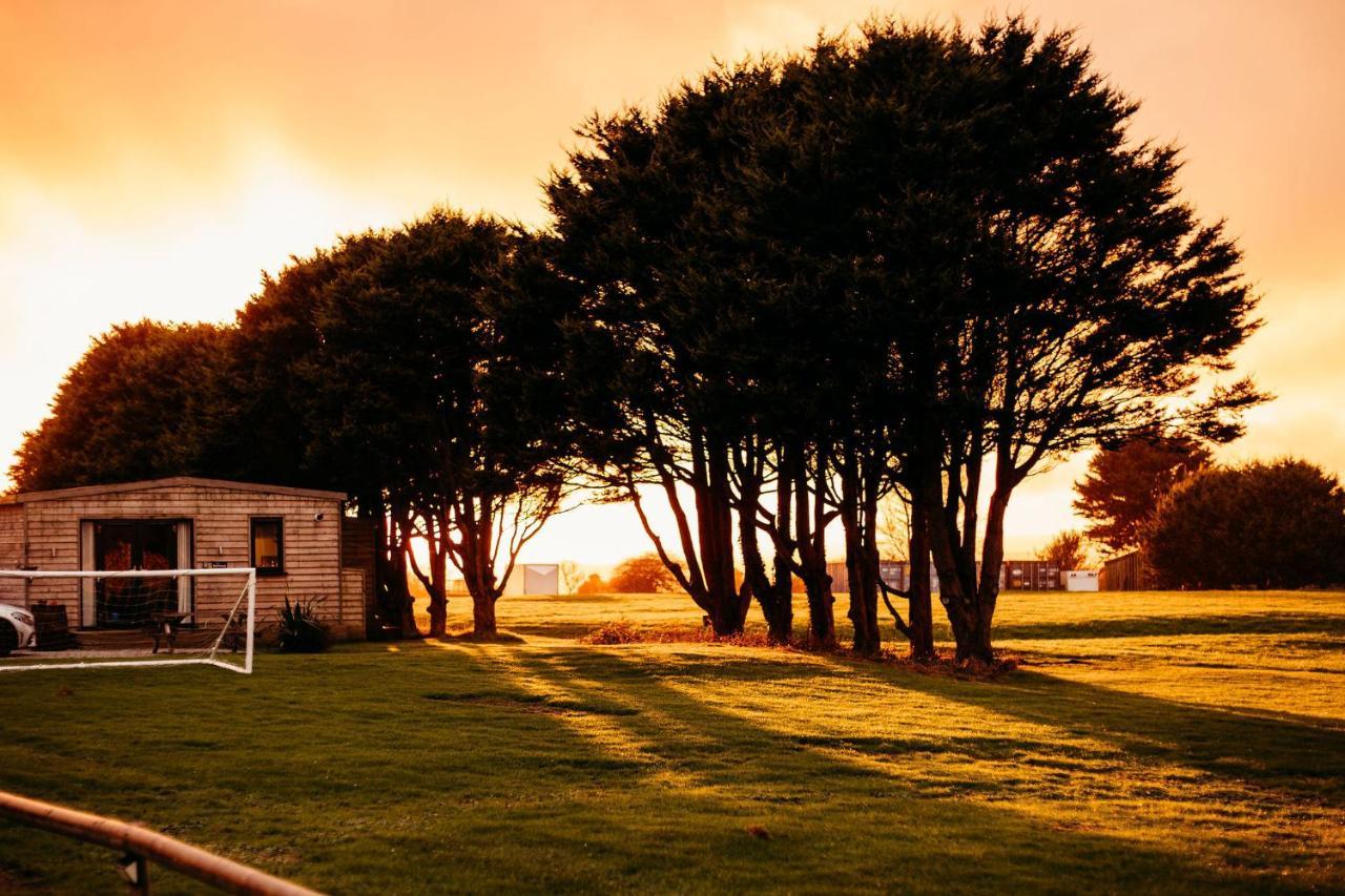 Bushwood-Beautifully Fitted Wooden Lodge Helston Cornwall Exterior photo