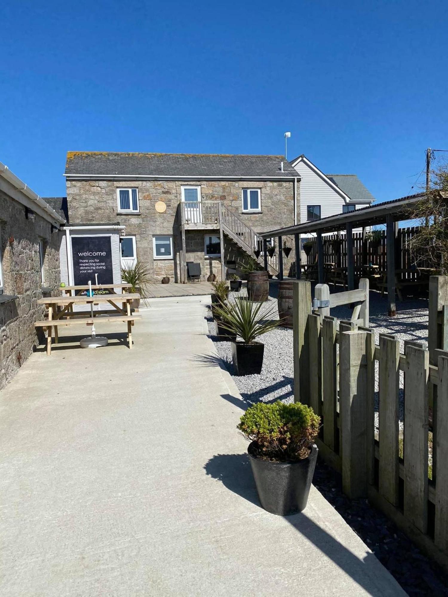 Bushwood-Beautifully Fitted Wooden Lodge Helston Cornwall Exterior photo